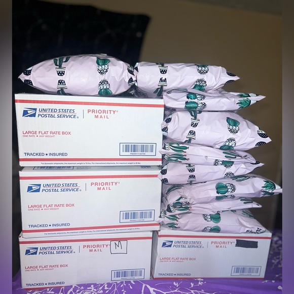 🛍️🌸🩷🎊LIVE SHOW NOTIFICATIONS 🩷🛍️🩷🌸 - Picture 7 of 8